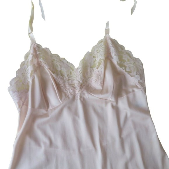 Vintage 70s Lorraine Beige Full Dress Slip Nylon Lace Glam Pin Up Lingerie USA - Picture 7 of 10